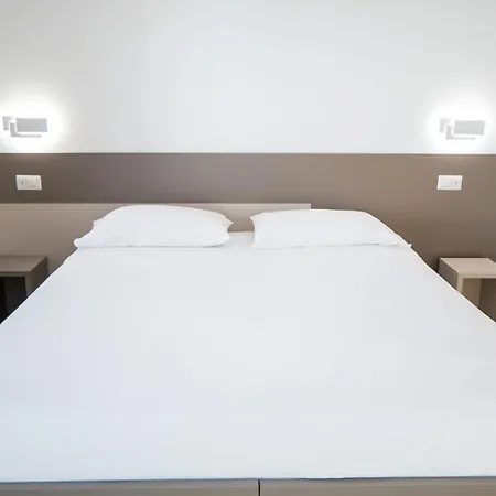 Nuova -luxury & Apartment- *