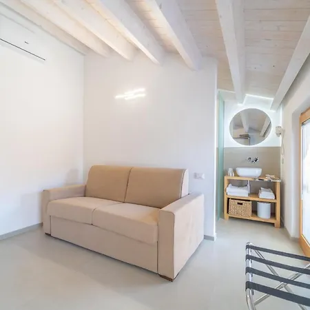 Nuova -luxury & Apartment- 公寓 奧爾比亞