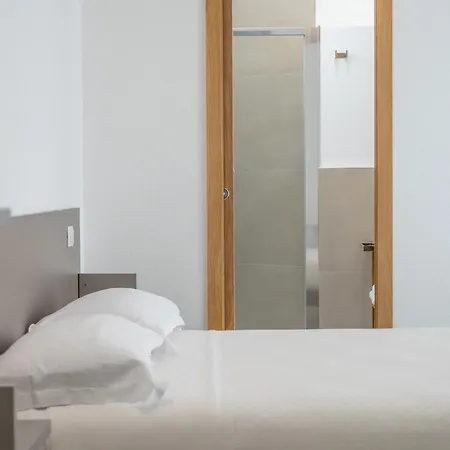 Nuova -luxury & Apartment- Lejlighed *