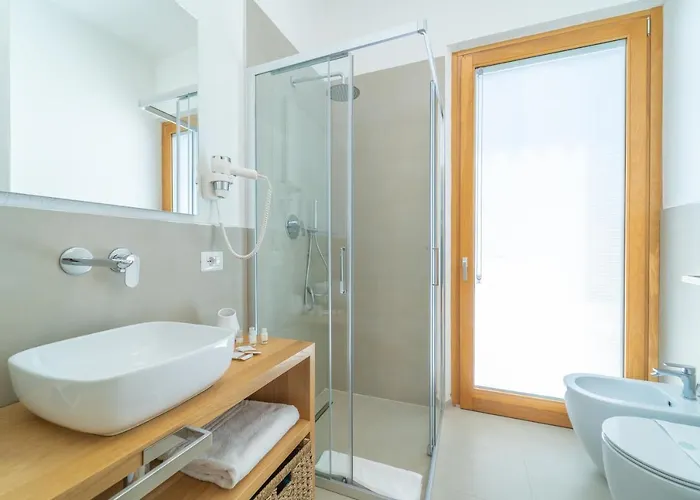 Nuova -luxury & Apartment- アパート *