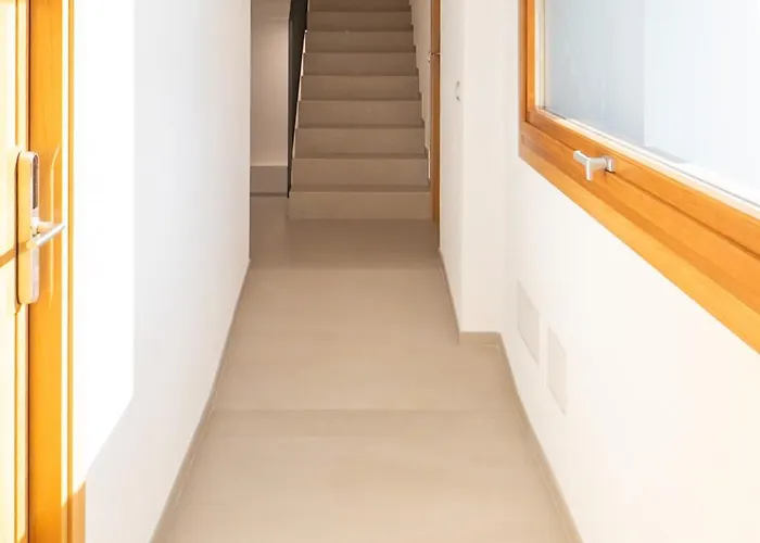 アパート Nuova -luxury & Apartment- オルビア