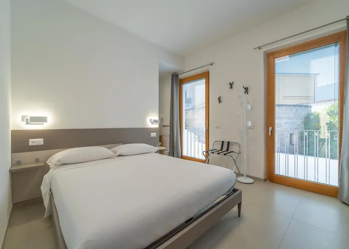 アパート Nuova -luxury & Apartment- オルビア